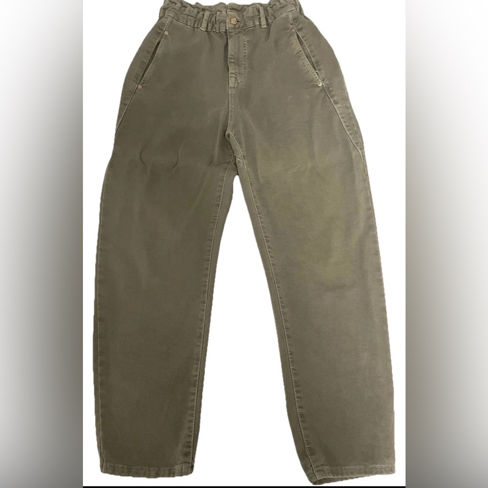 Zara Paperbag Olive Jeans- Size 4